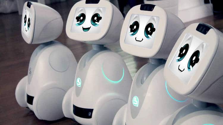 Votre robot de compagnie Buddy s’occupe de toute la famille