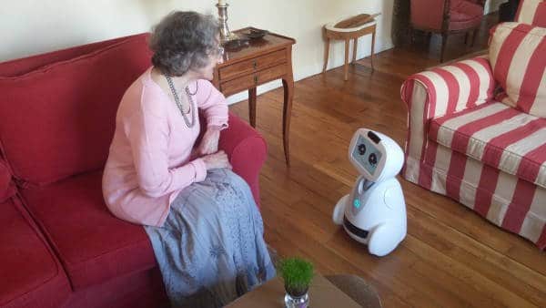 obot compagnon pour les seniors